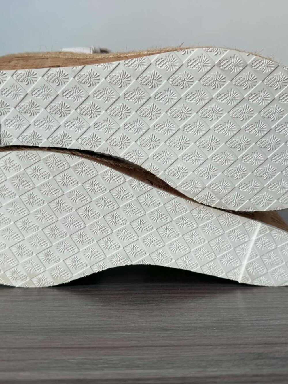 Tommy Bahama Naira Wedge Sandals Size 9 $150 - Picture 10 of 14